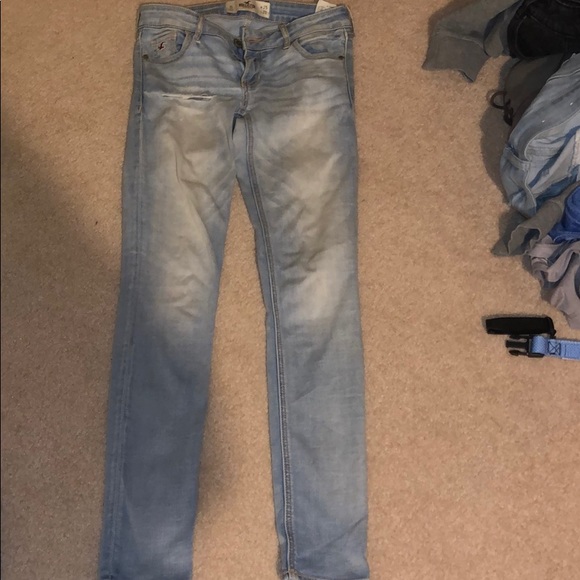 Hollister Light Wash Jeans size l: 1s - Picture 3 of 4